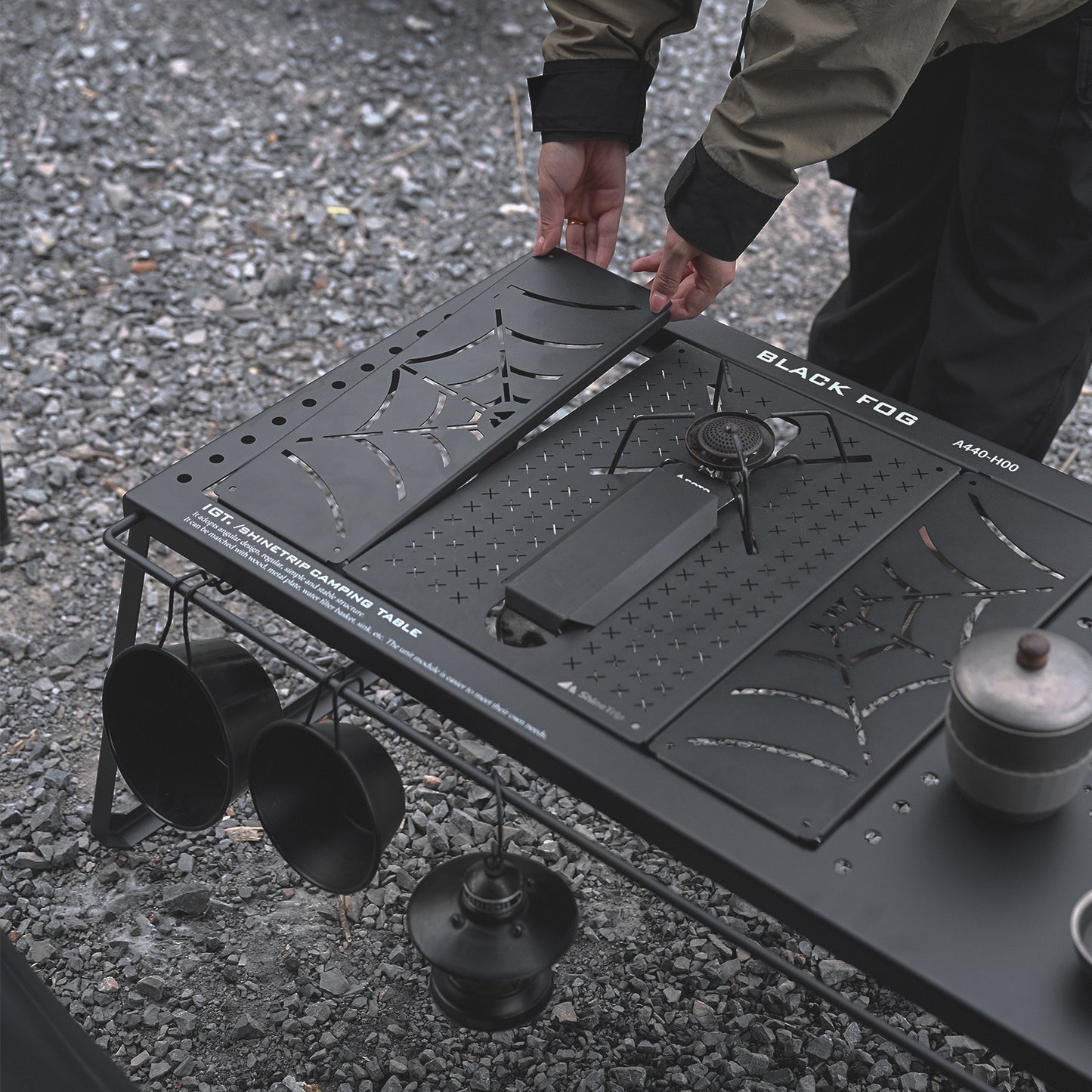 ShineTrip 05 Series Black Mist Modular Integrated Camping Kitchen Table (Spider Web Cutout Half Panel)